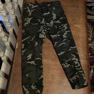 4T Old Navy Camouflage Cargo Pants functional drawstring 3/25$